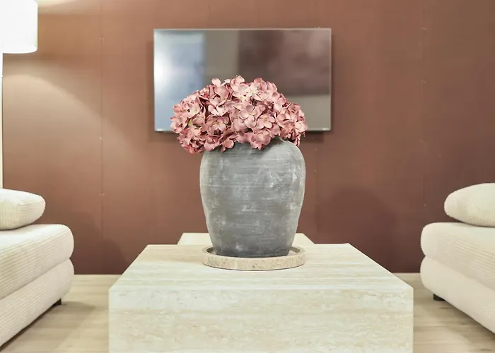 Encasa Citysuite Zentral & Stillvoll דירה